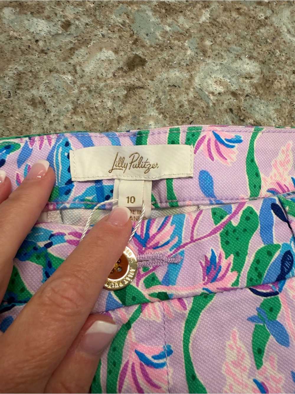 Lilly Pulitzer Callahan Shorts in Seacret Escape - Picture 2 of 3